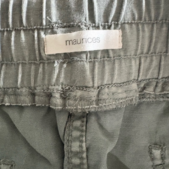 Maurices Gray Cargo Pants with Versatile Style - Picture 3 of 8